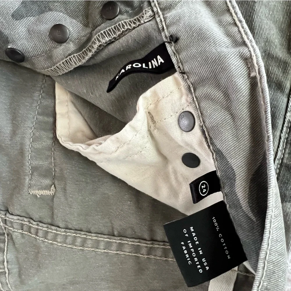 GRLFRND Karolina Camo Crop Pants